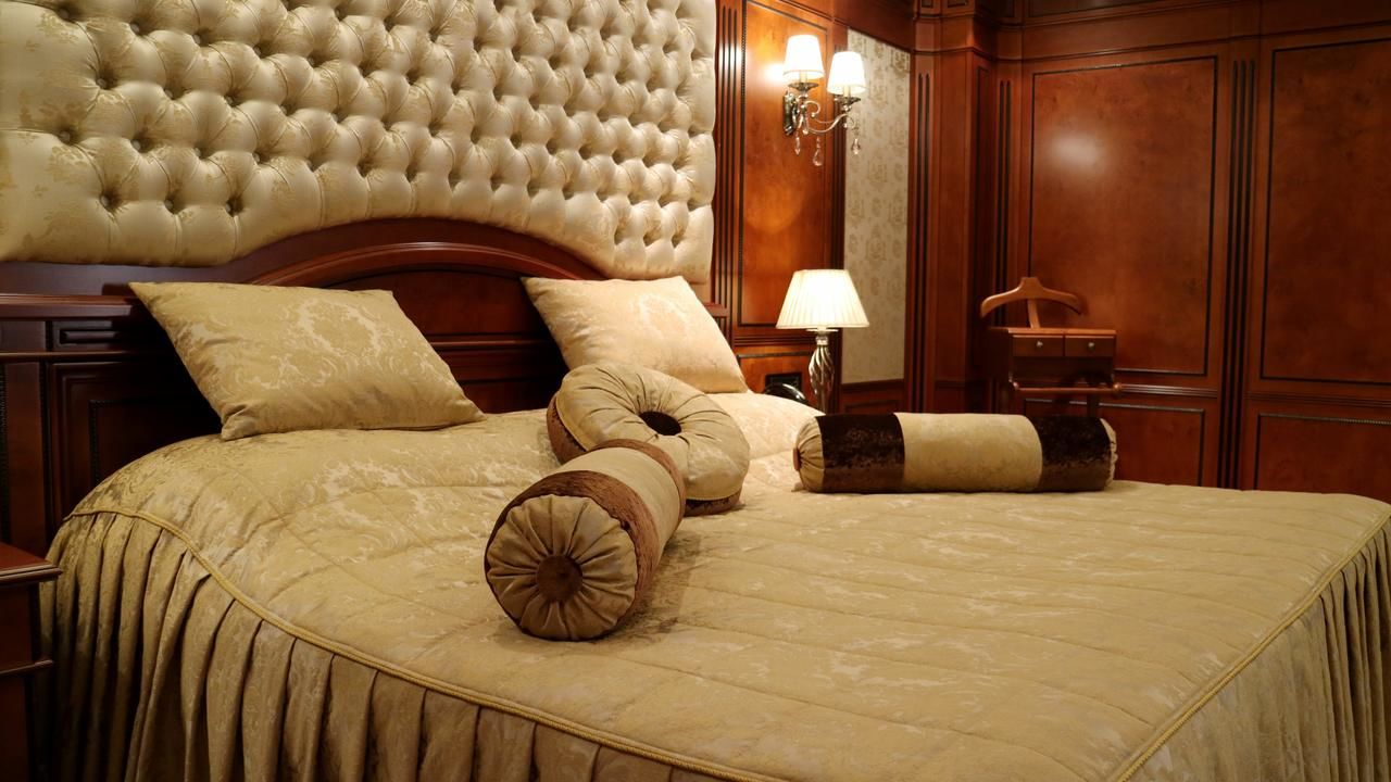 Отель Hotel National Ереван